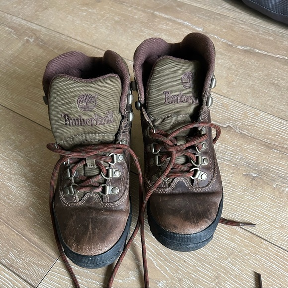 Timberland Boys Brown Hiking Boots - Picture 10 of 14